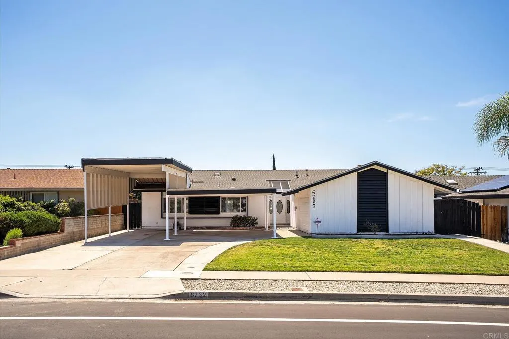 https://cdn.realtyfeed.com/cdn/127/306692544/caed394f62f709220d66f15cabc1053c.webp
