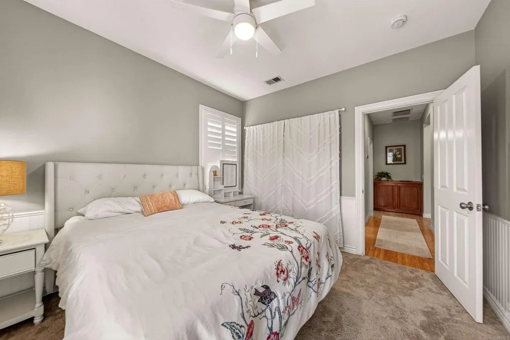 https://cdn.realtyfeed.com/cdn/127/306692556/20b3e16dd475373e2ce644d836971714.webp