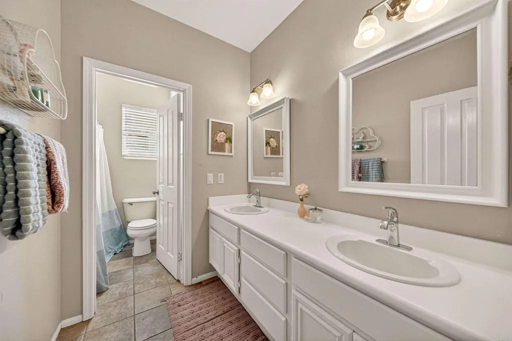 https://cdn.realtyfeed.com/cdn/127/306692556/349dc52c522f195157eba62ded7ed434.webp