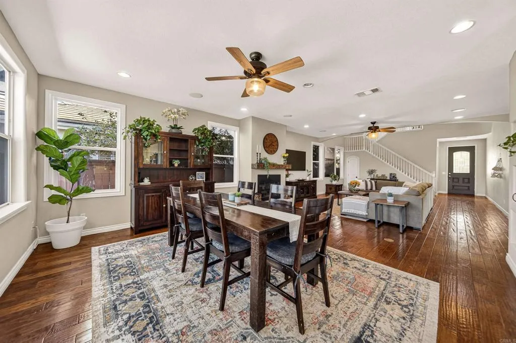 https://cdn.realtyfeed.com/cdn/127/306692556/4ea4132f13984628560787abd0ca58f7.webp