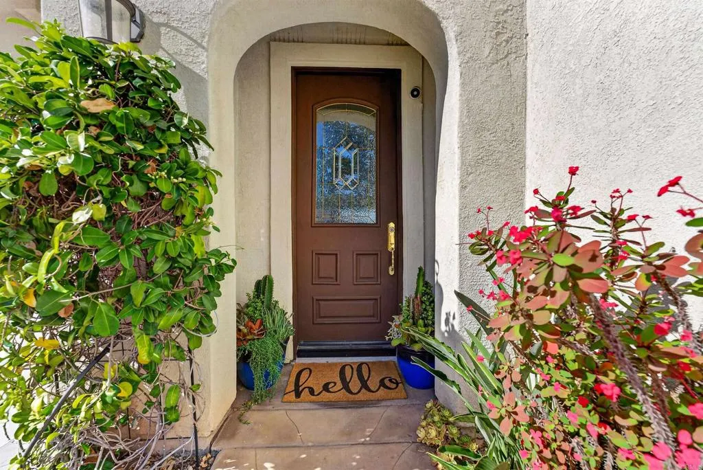 https://cdn.realtyfeed.com/cdn/127/306692556/d861db65484ba57aa36e488725f8ab75.webp