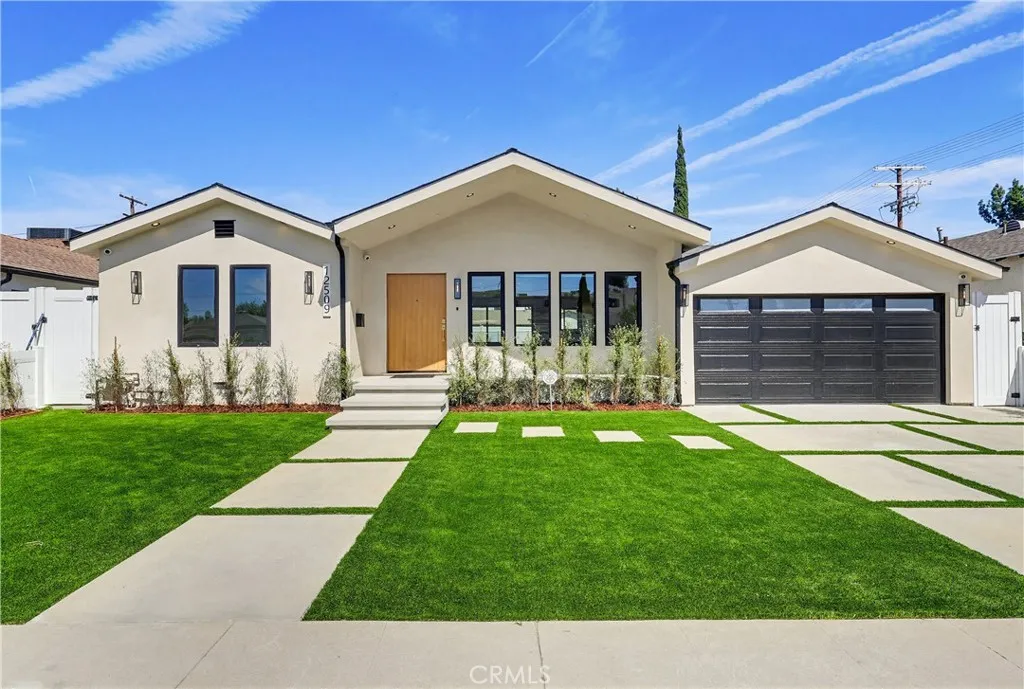 Valley Village, CA 91607