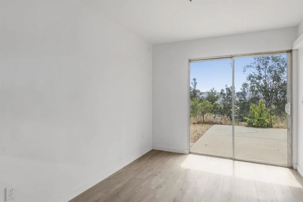 https://cdn.realtyfeed.com/cdn/127/306692567/baaf6fe4487a8b744af17d0514575313.webp