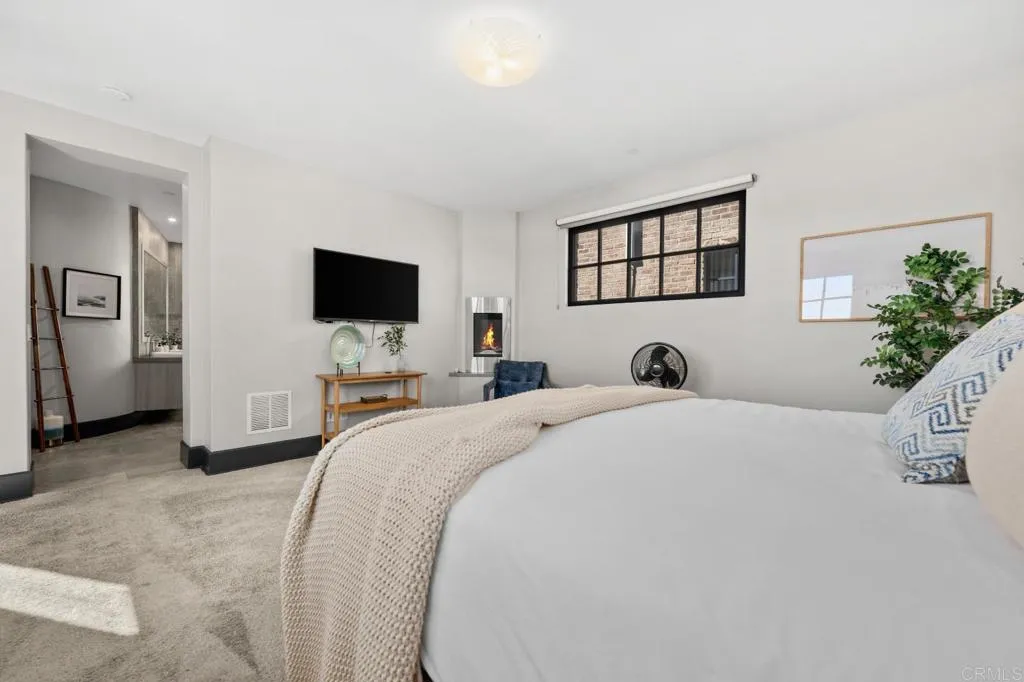 https://cdn.realtyfeed.com/cdn/127/306692574/10a9f909147f168a6531d047c8af3fae.webp
