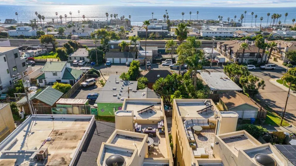 https://cdn.realtyfeed.com/cdn/127/306692574/2debc5ca37413c237c665892e54cdd81.webp