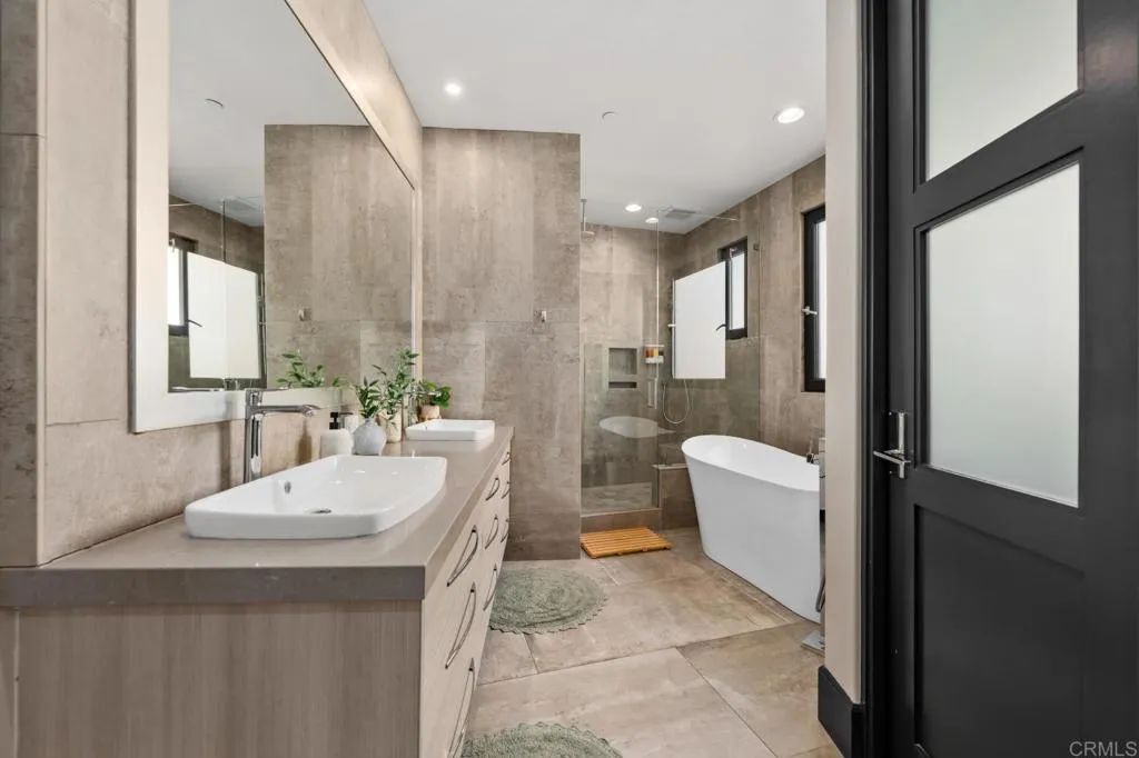 https://cdn.realtyfeed.com/cdn/127/306692574/361a61855cf365dfd4d18eb004bdf3c0.webp