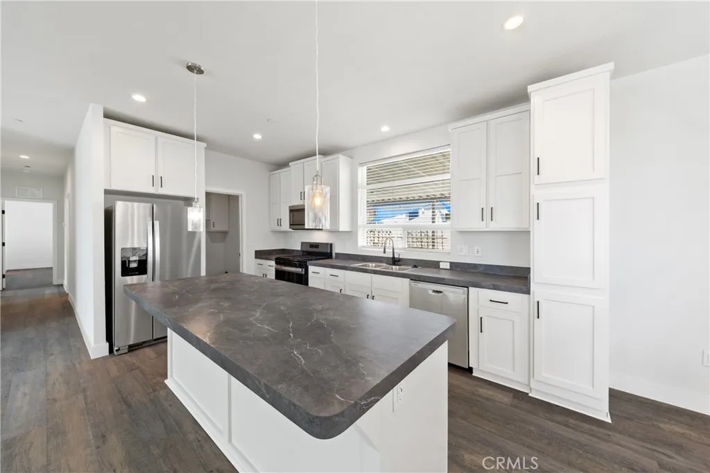 https://cdn.realtyfeed.com/cdn/127/306692604/9d3199d5b1d8de2c217dd012ac374194.webp