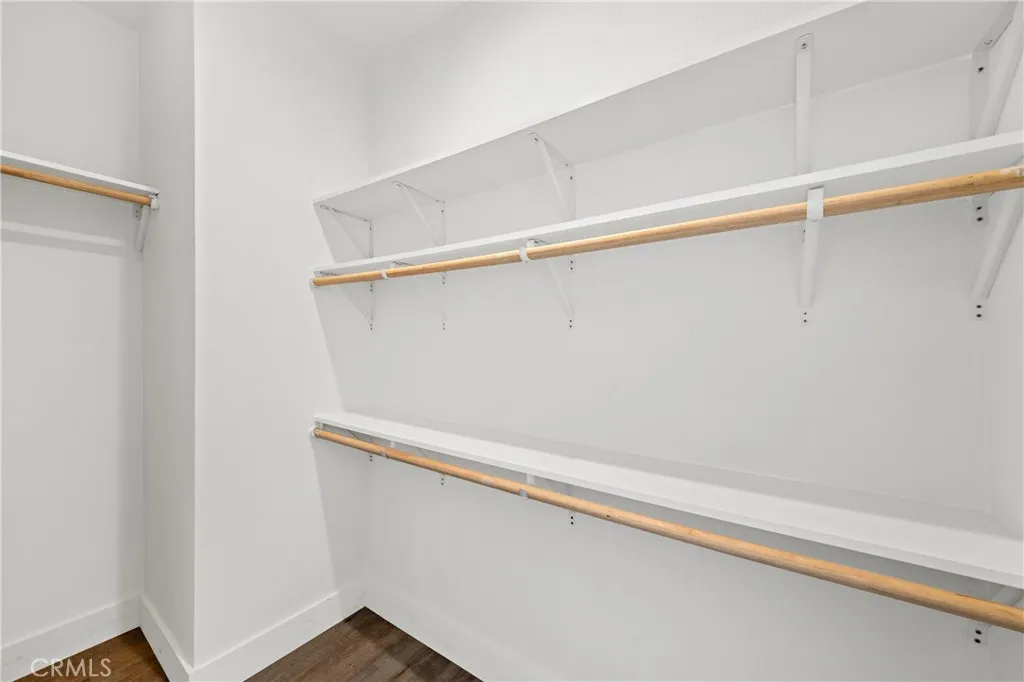 https://cdn.realtyfeed.com/cdn/127/306692604/b110987f9de49ddd4e80bf18356e8e56.webp