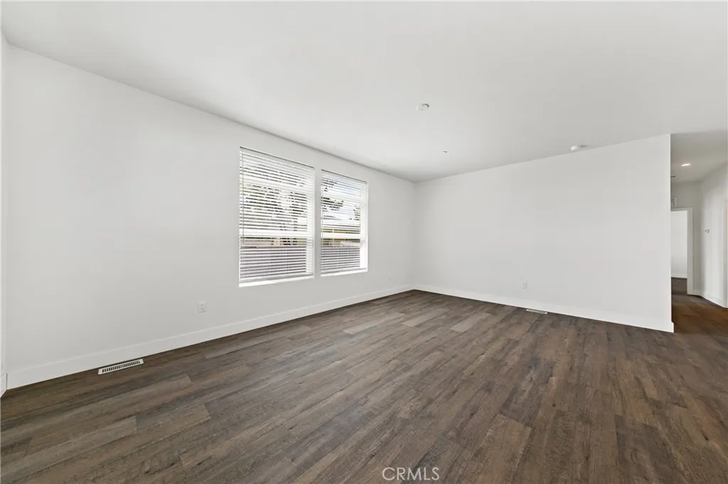 https://cdn.realtyfeed.com/cdn/127/306692604/bc6a6c19d222b8504d0dcff6c43af55d.webp