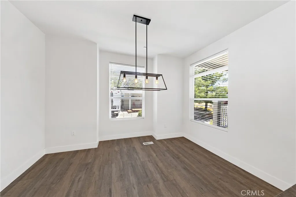 https://cdn.realtyfeed.com/cdn/127/306692604/dabd06e9713d538125d88e1a717263e6.webp
