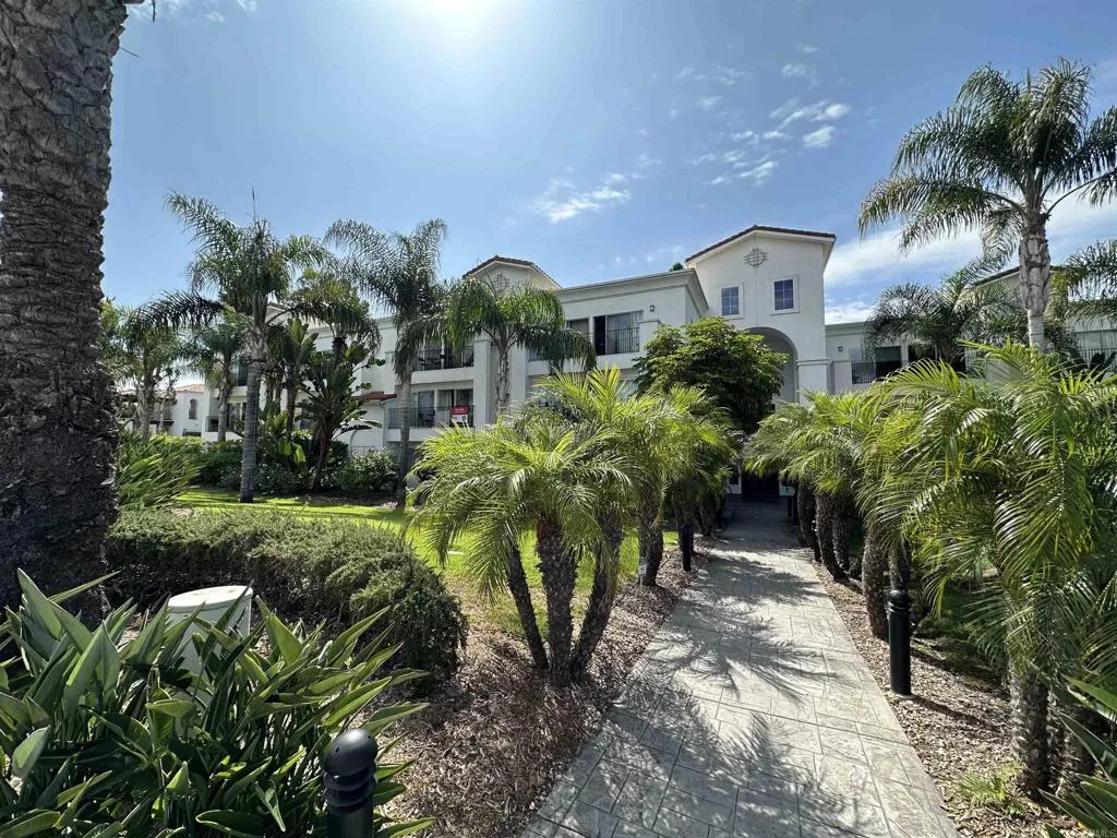 https://cdn.realtyfeed.com/cdn/127/306692605/d3eede4e8be3934666dd4e18f8877f3a.webp