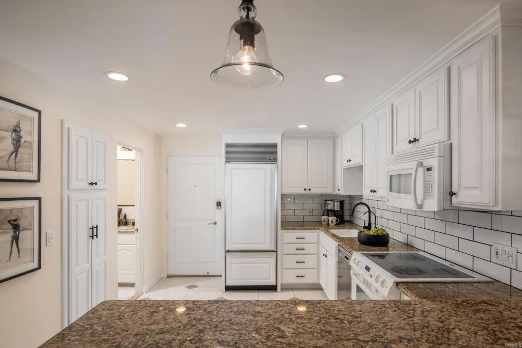 Photo #16: NDP2603639 Listing: Photo #16