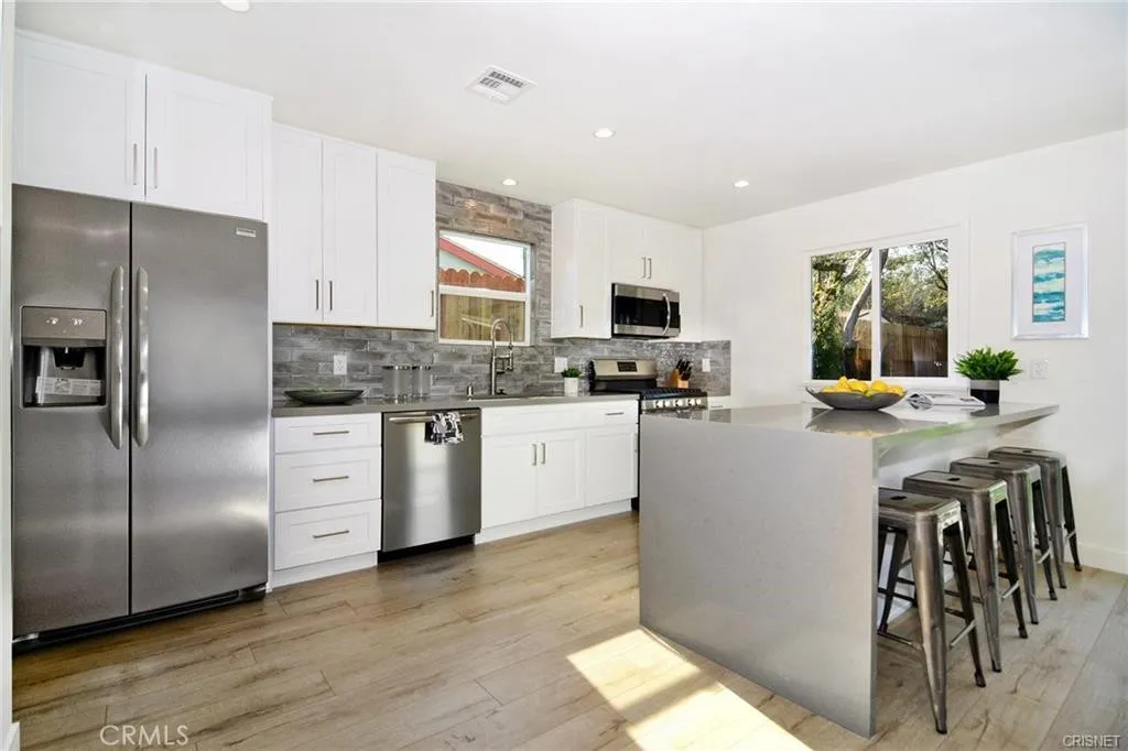 7509 Kentland Avenue, West Hills, CA, 91307