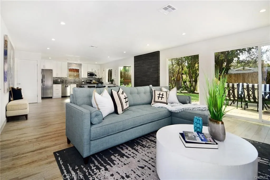 7509 Kentland Avenue, West Hills, CA, 91307