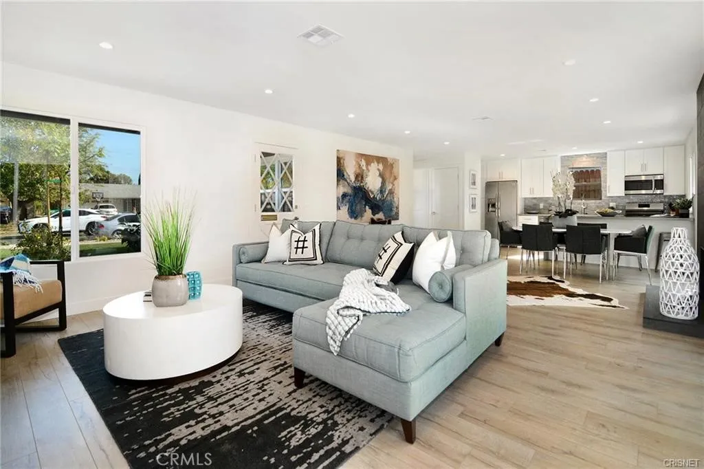 7509 Kentland Avenue, West Hills, CA, 91307