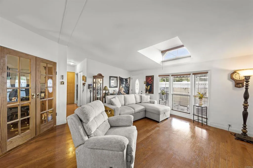 https://cdn.realtyfeed.com/cdn/127/306692642/1ab9f4349c2134d32cfa319e1b931a79.webp
