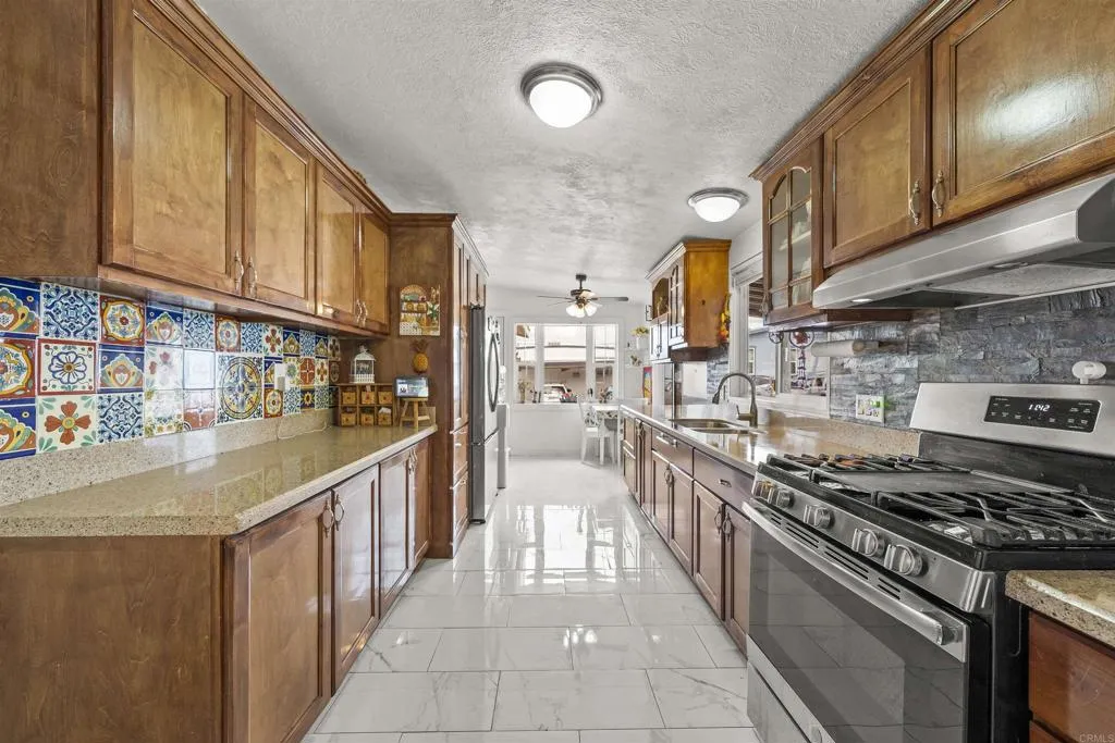https://cdn.realtyfeed.com/cdn/127/306692642/1bd4e8ac49214c256b524a286008a86e.webp