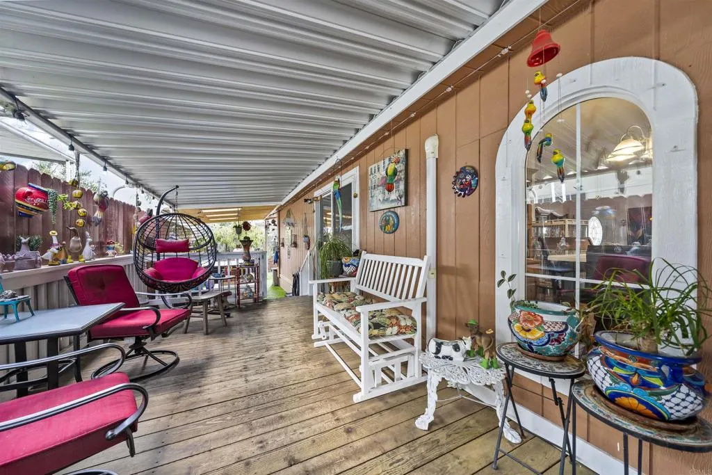 https://cdn.realtyfeed.com/cdn/127/306692642/745bf2db824dbccf3b54c5a6899d2bd0.webp