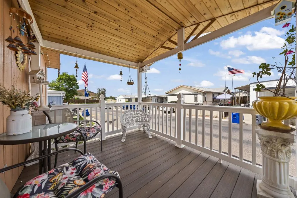 https://cdn.realtyfeed.com/cdn/127/306692642/989b92f43f3e43355ff596d962c23eec.webp