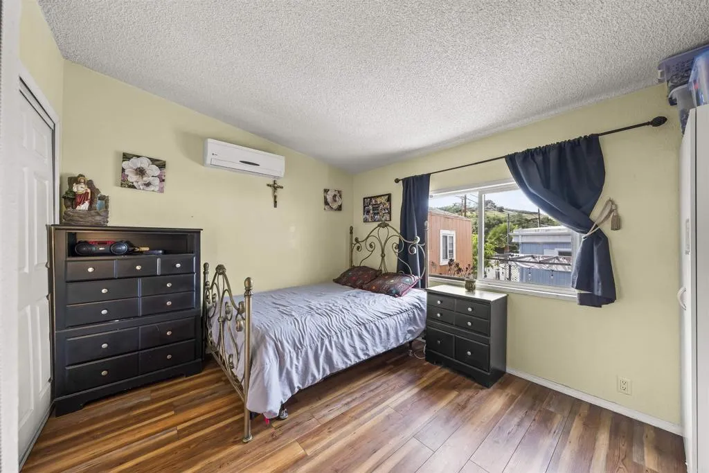 https://cdn.realtyfeed.com/cdn/127/306692642/ccf8eed6db7de24677b896ea1ded7688.webp