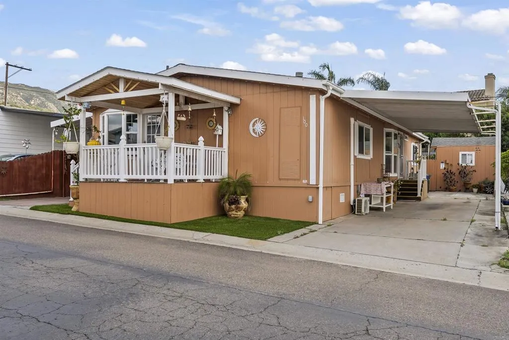 https://cdn.realtyfeed.com/cdn/127/306692642/eee71ac68a490944969b61ac6d6e0173.webp