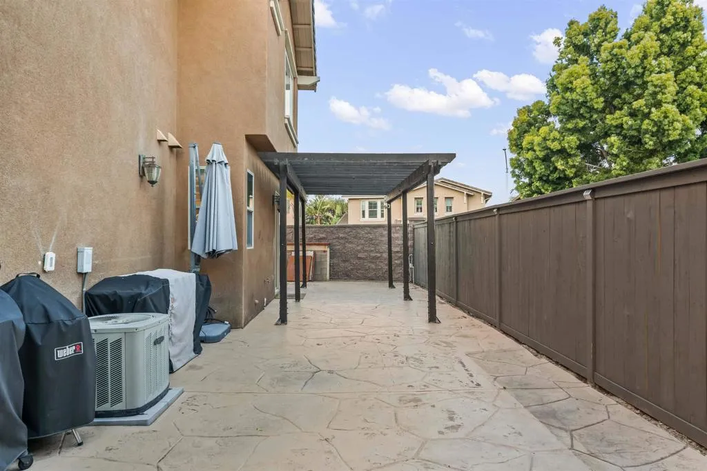 https://cdn.realtyfeed.com/cdn/127/306692645/326367d2c34a8668d6c42941542d9fac.webp