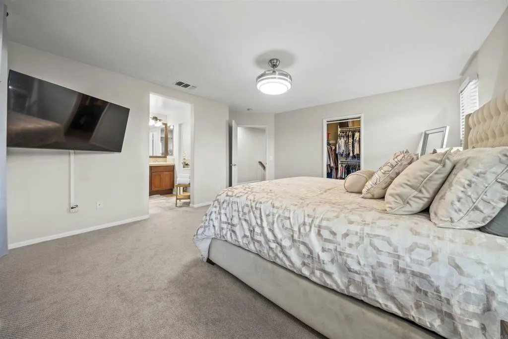 https://cdn.realtyfeed.com/cdn/127/306692645/357f2cbbc1dab584173929d4a8a0d402.webp