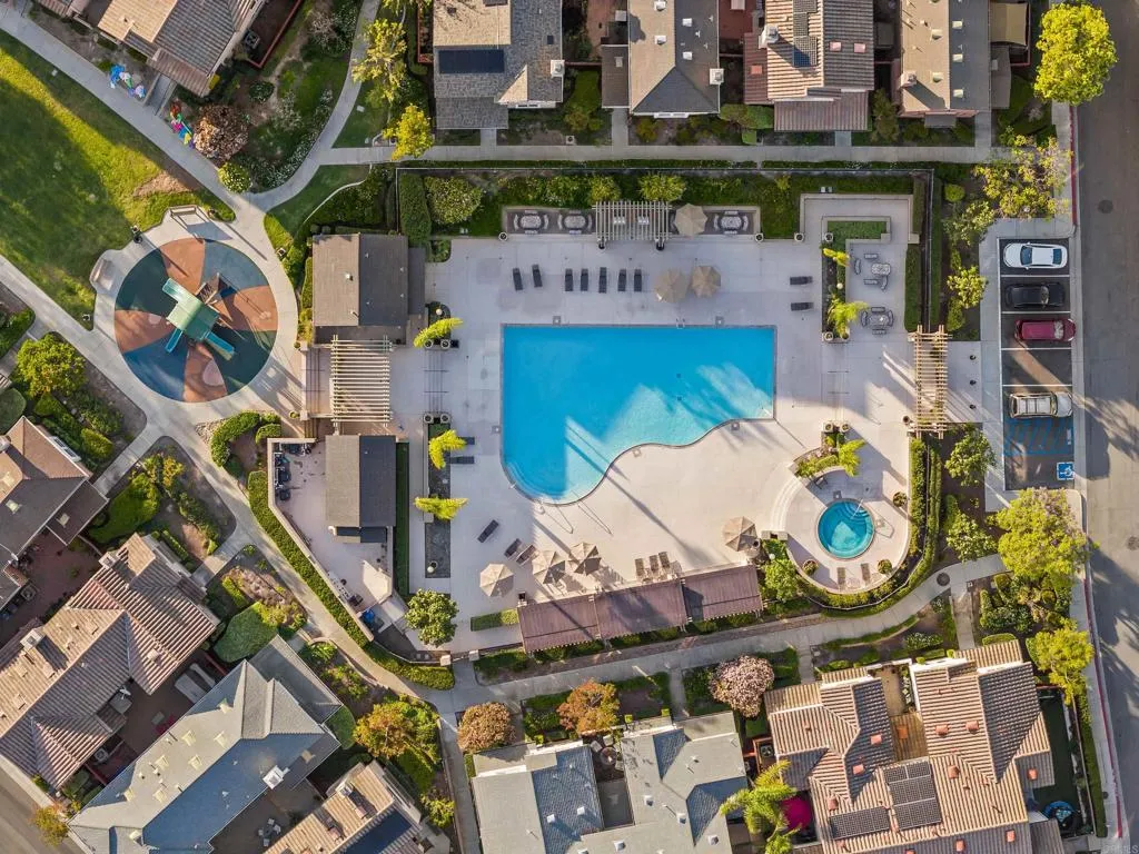 https://cdn.realtyfeed.com/cdn/127/306692645/4c41692db7302be94c75d58904604690.webp