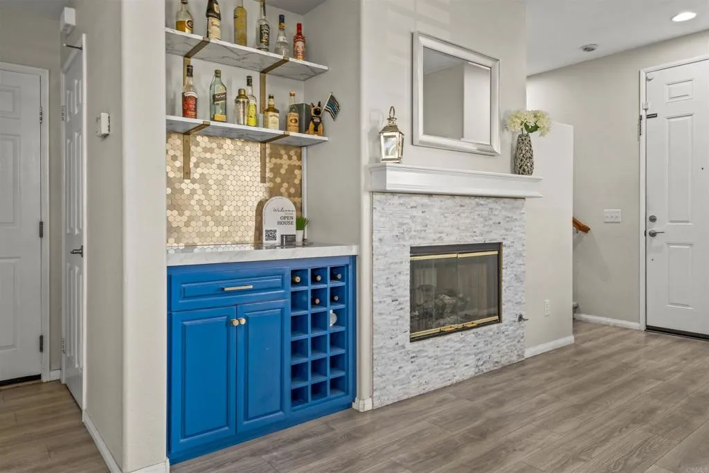 https://cdn.realtyfeed.com/cdn/127/306692645/500bc602229caf94079b9304eb37a1a6.webp