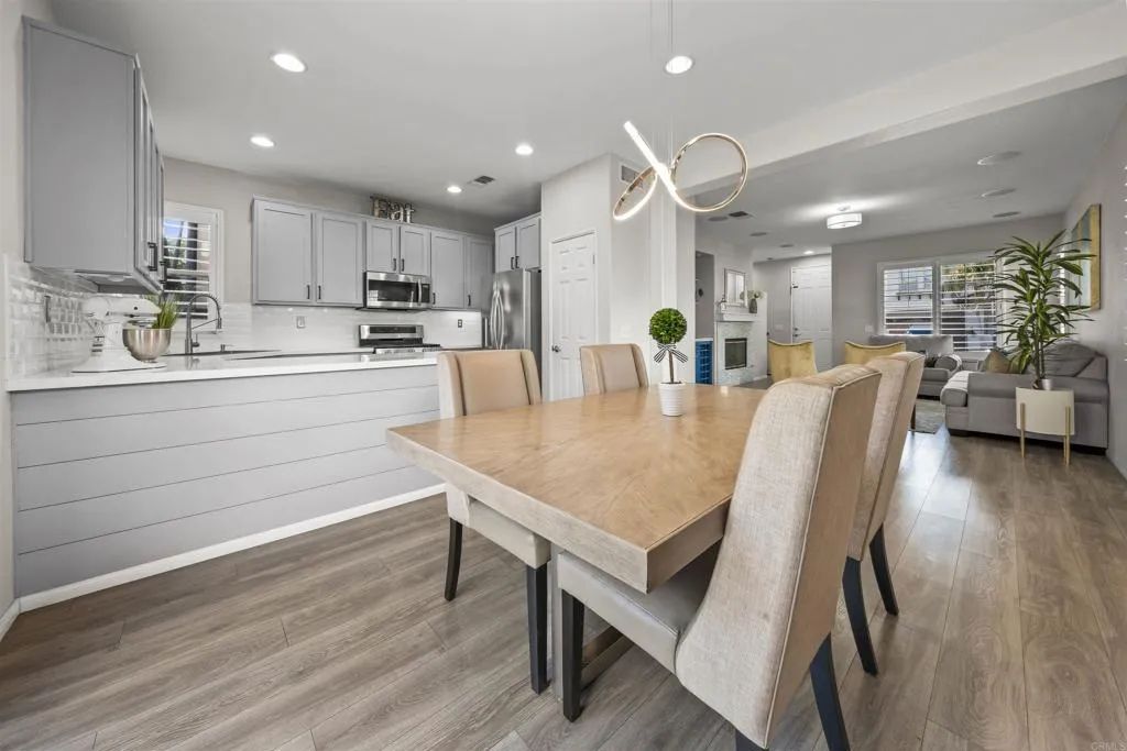 https://cdn.realtyfeed.com/cdn/127/306692645/c58c5672200b695a182959ce5c686b14.webp
