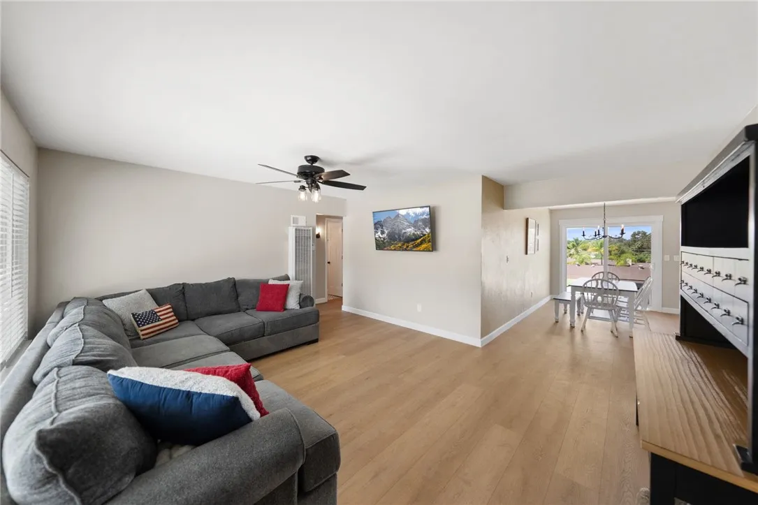https://cdn.realtyfeed.com/cdn/127/306692650/90348b73cb50037707d5977a1b9c6aa2.webp
