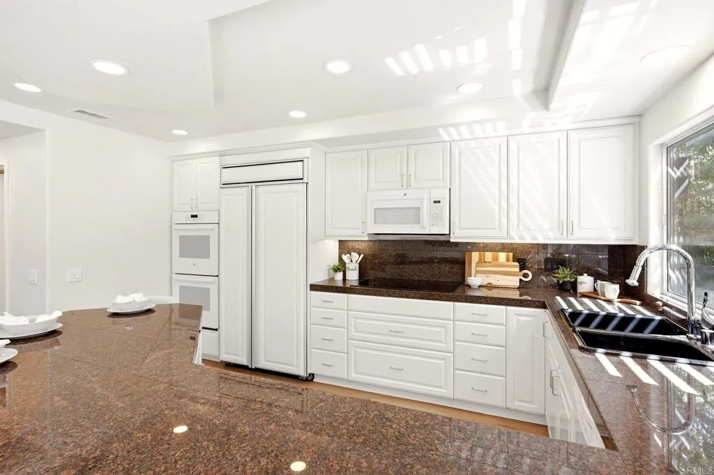 https://cdn.realtyfeed.com/cdn/127/306692659/07e5f15af6f566d0f51fda11ad3d9a6b.webp