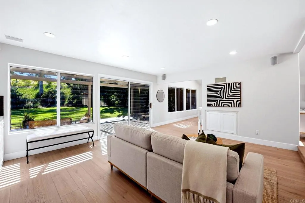 https://cdn.realtyfeed.com/cdn/127/306692659/6d789f864418641e232f3551e52e6516.webp