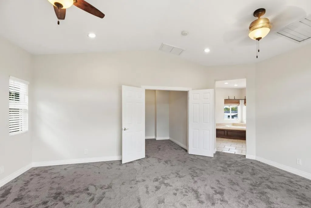 https://cdn.realtyfeed.com/cdn/127/306692678/36867a3fd94a3ea424f3975e962225ac.webp