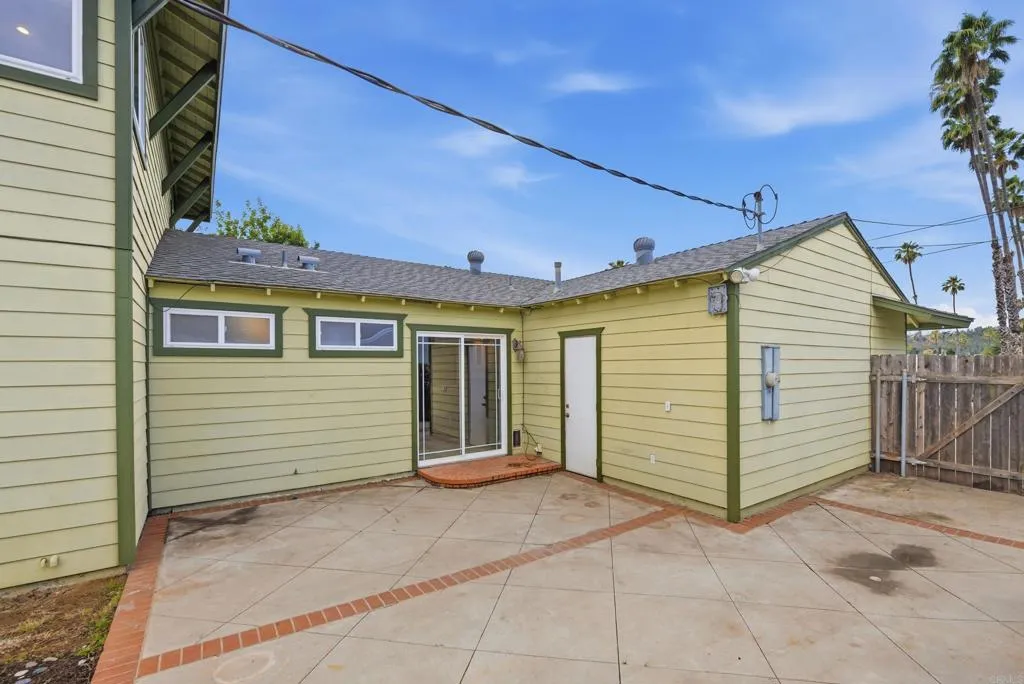 https://cdn.realtyfeed.com/cdn/127/306692678/3965e0f8c969cc18ef50de62f27bc6e8.webp