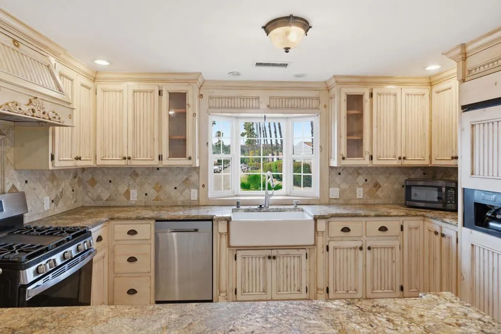 https://cdn.realtyfeed.com/cdn/127/306692678/d8d14692ddb16e291ca5f6d2b3519b40.webp