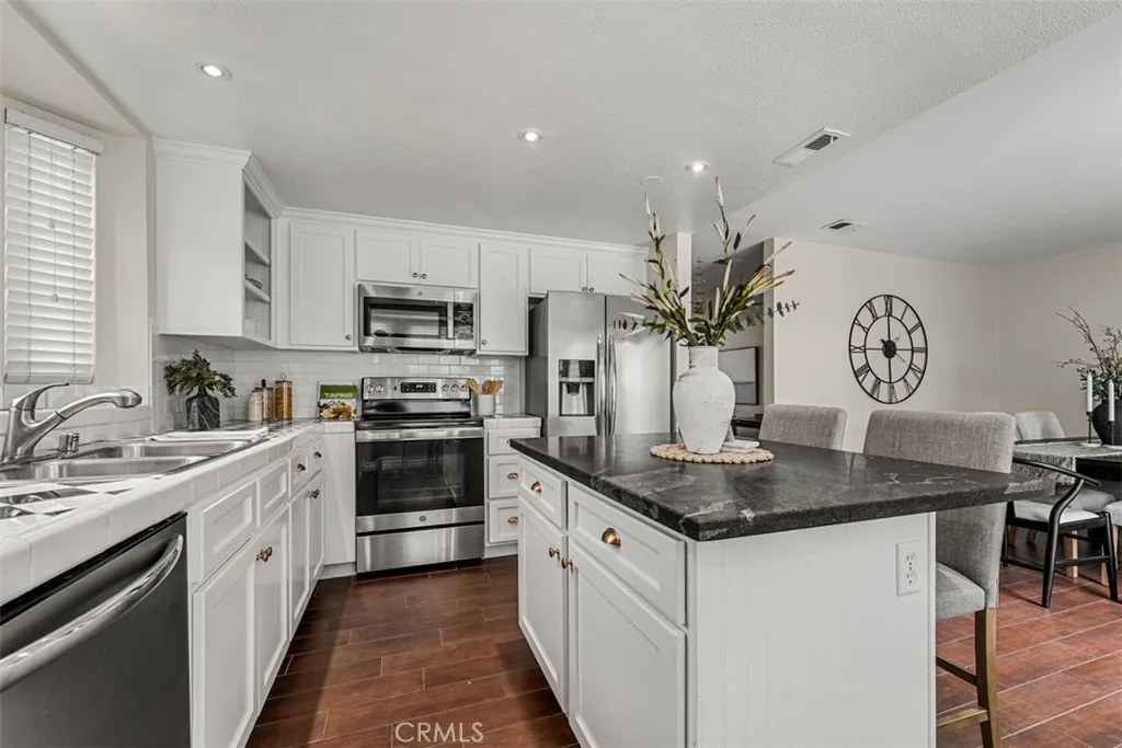 Photo #20: PW26079885 Listing: Photo #20