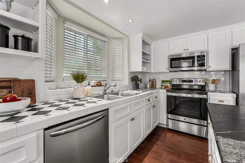 Photo #21: PW26079885 Listing: Photo #21