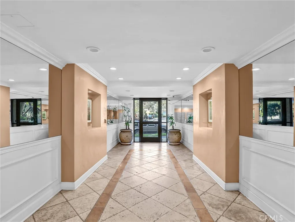 440 Veteran Avenue UNIT 102, Los Angeles, CA, 90024