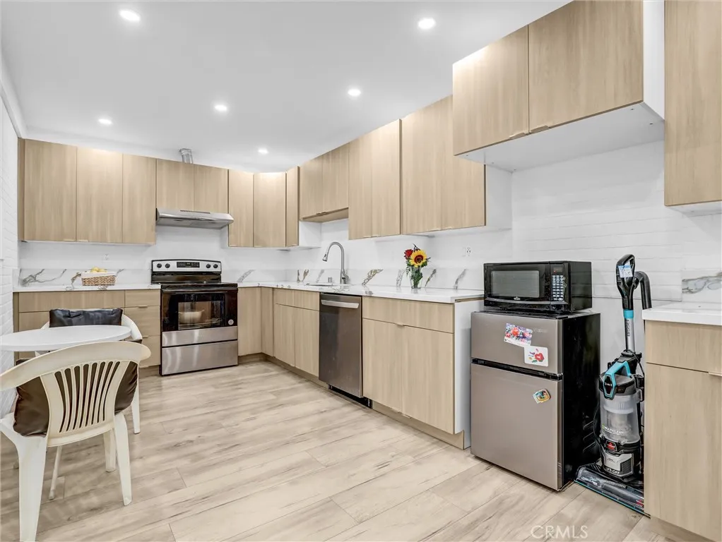 440 Veteran Avenue UNIT 102, Los Angeles, CA, 90024
