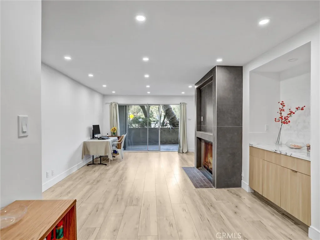 440 Veteran Avenue UNIT 102, Los Angeles, CA, 90024