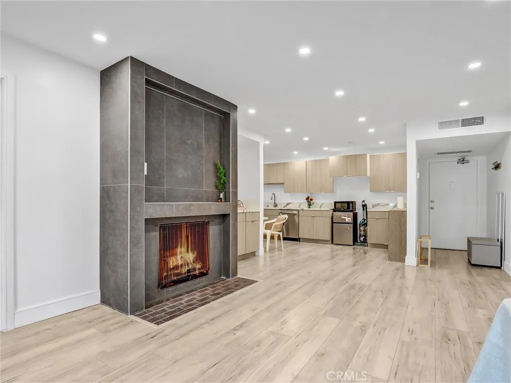 440 Veteran Avenue UNIT 102, Los Angeles, CA, 90024