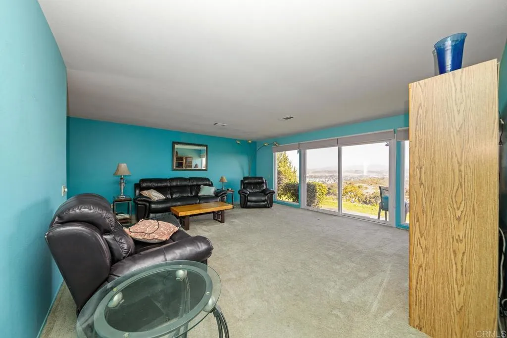 https://cdn.realtyfeed.com/cdn/127/306692809/b17a15d059b527973b3d0def25d1553a.webp