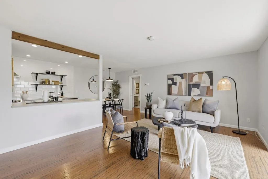 https://cdn.realtyfeed.com/cdn/127/306692848/6e8304e1edad6050289d2b18fae994df.webp