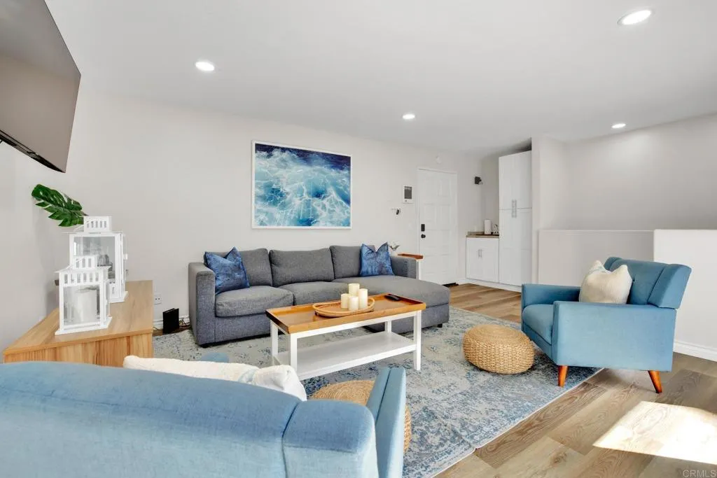 1251 Parker Pl. UNIT 2J, San Diego, CA, 92109