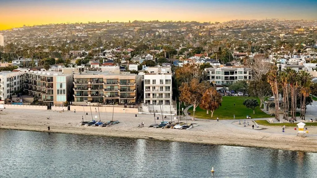 https://cdn.realtyfeed.com/cdn/127/306692876/daaa00c0a0570ac5b5ffaa2c1477805b.webp