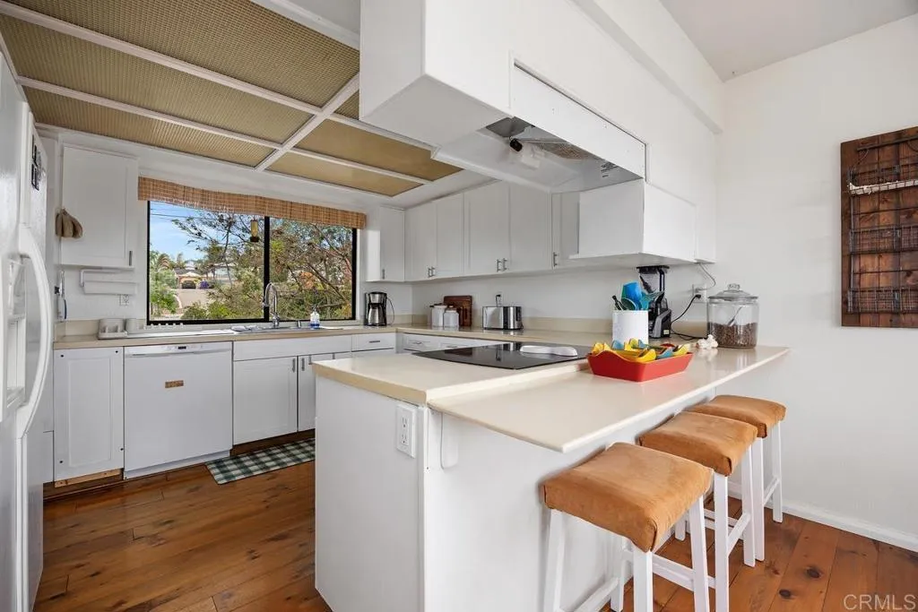 https://cdn.realtyfeed.com/cdn/127/306692878/3bb3a6d5e51f65b9072bb5e38a175663.webp