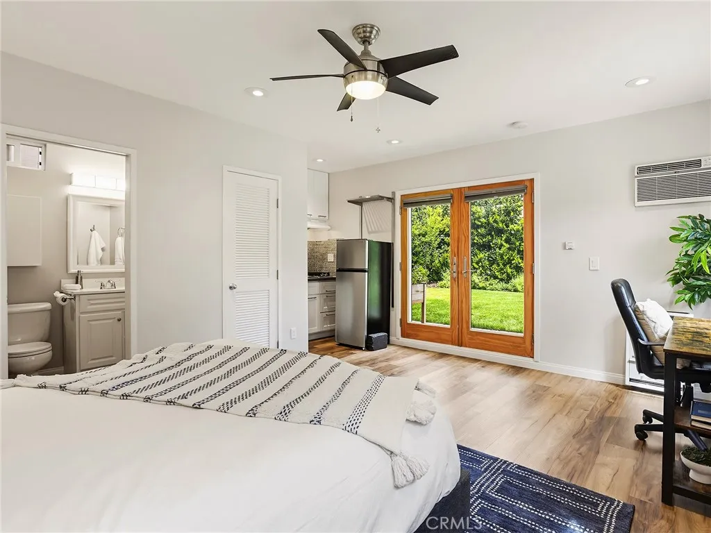 5233 Lemp Avenue, Valley Village, CA, 91601