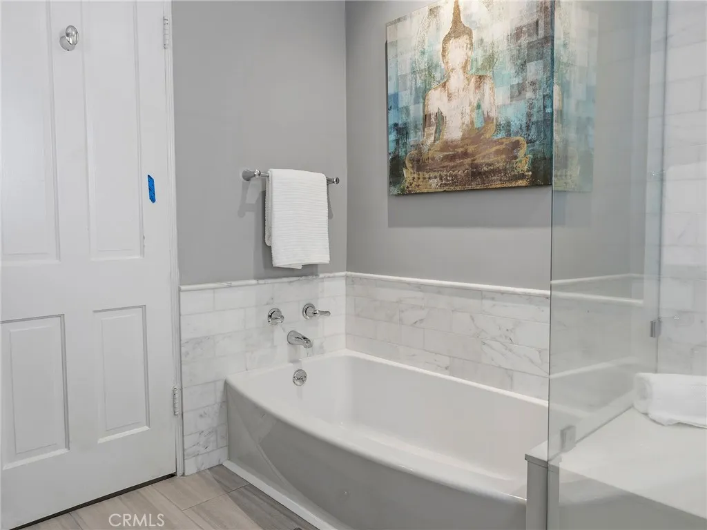 5233 Lemp Avenue, Valley Village, CA, 91601