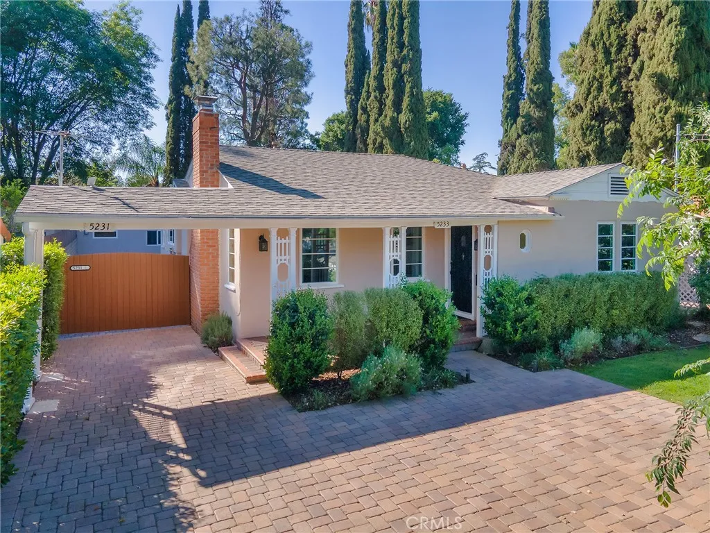 5233 Lemp Avenue, Valley Village, CA, 91601